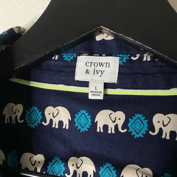Crown & Ivy Elephant Print Button Down Shirt Size L - Picture 4 of 9